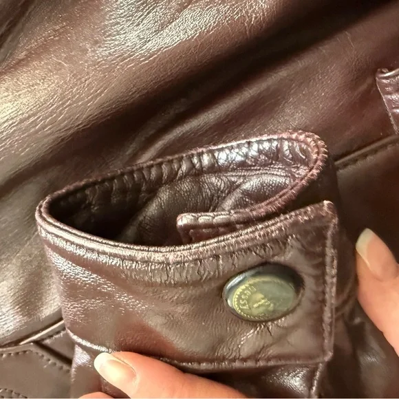 Hennessy 1765 Vintage Burgundy Leather Jacket with Belt - Picture 5 of 15